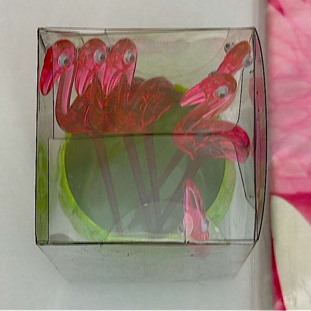 Flamingo Tablecover and Flamingo Party Picks - Party Supplies Tableware - Picture 5 of 7